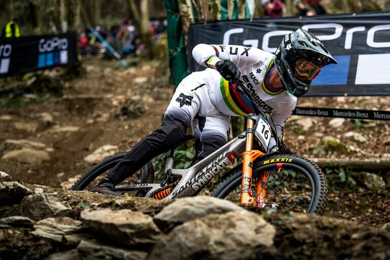 medium mountain bike world cup lourdes rd 1 4