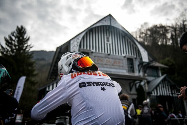 medium mountain bike world cup lourdes rd 1