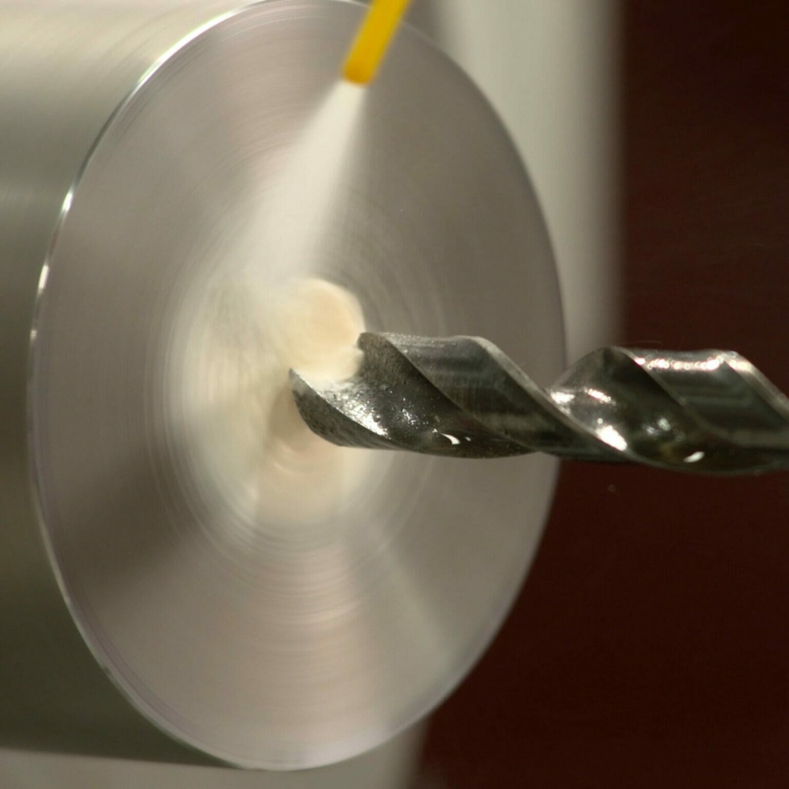 WD40 Specialist MultiPurpose Cutting Oil Spray 400ml