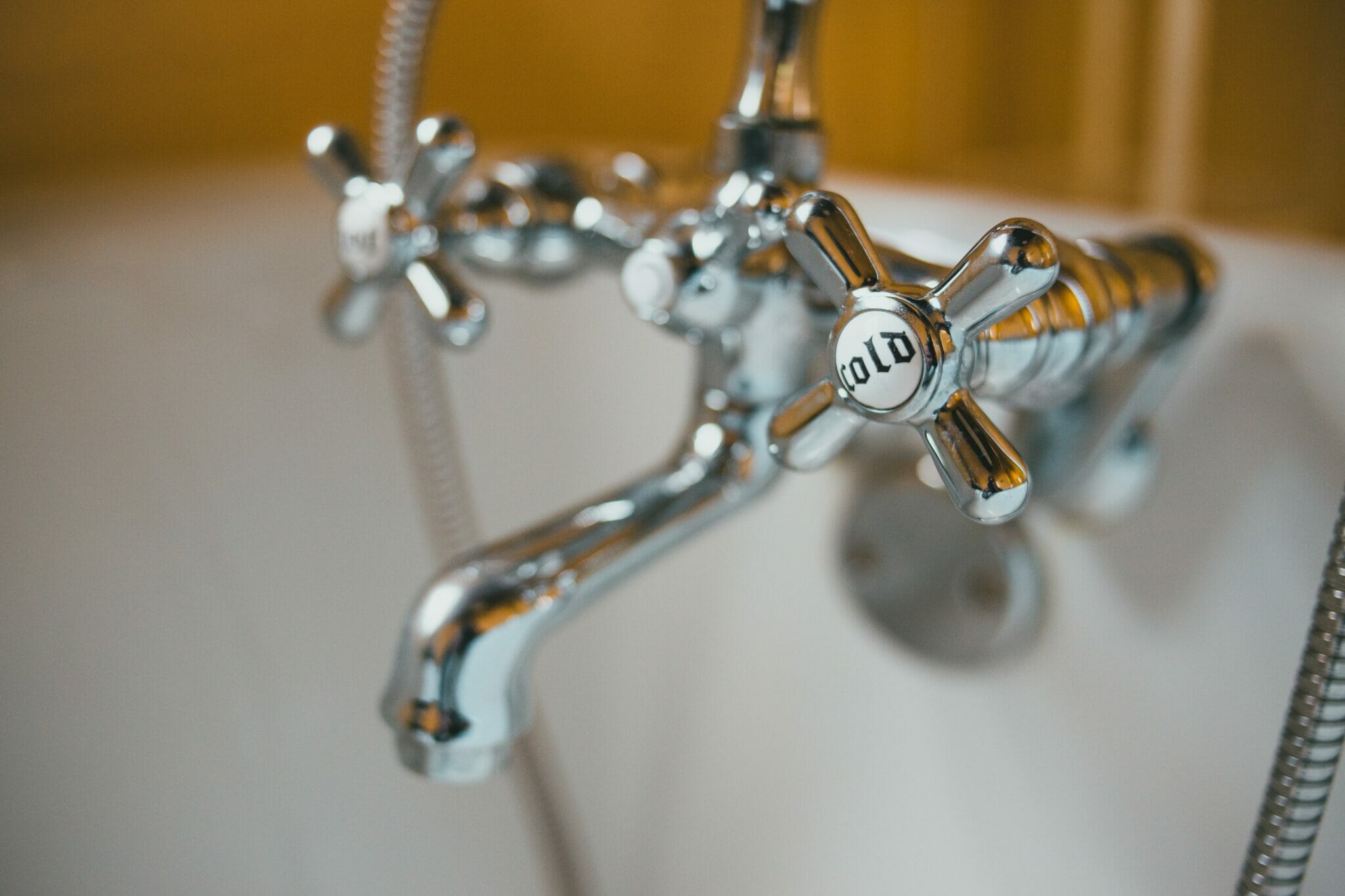 How To Remove A Stuck Tap WD40